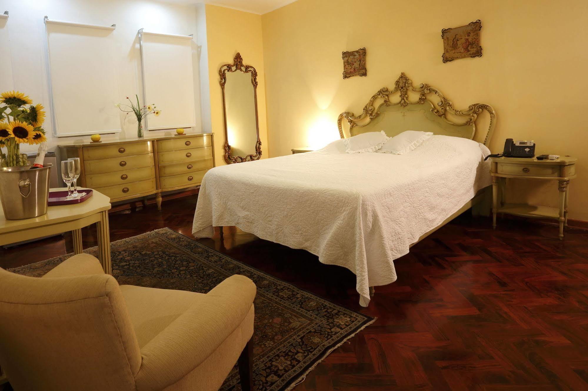 Bed & Breakfast - La Casa De Ceci Lima Dış mekan fotoğraf